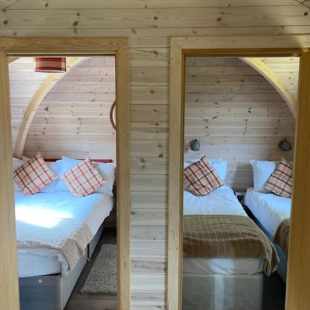 Hotel Rabbit Glamping Pod School House Farm Leighton  Esterno foto
