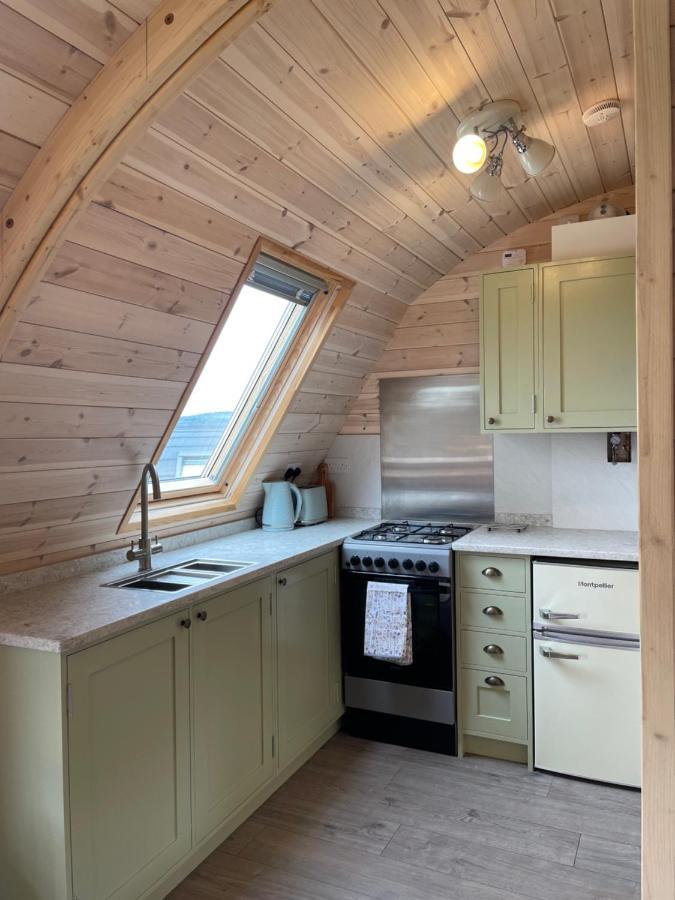 Hotel Rabbit Glamping Pod School House Farm Leighton  Esterno foto